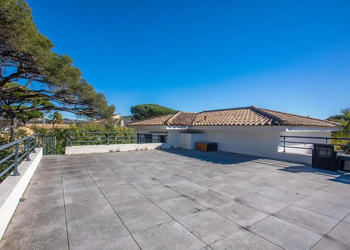 Διαμέρισμα 2 *